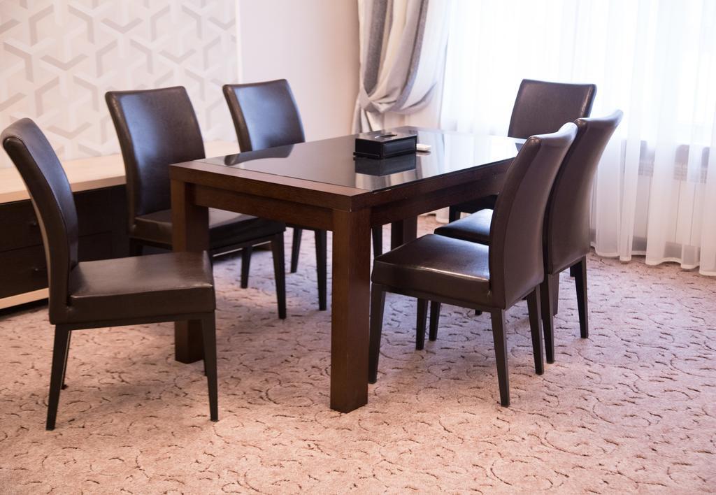 Premier Hotel Bişkek Oda fotoğraf