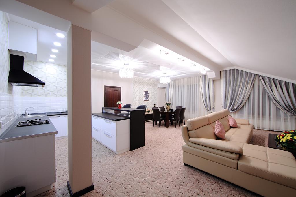 Premier Hotel Bişkek Dış mekan fotoğraf