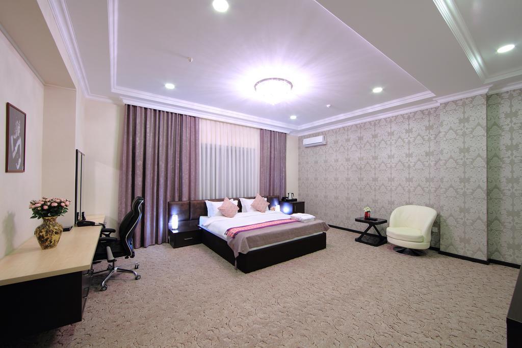 Premier Hotel Bişkek Dış mekan fotoğraf