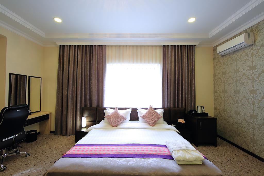 Premier Hotel Bişkek Dış mekan fotoğraf