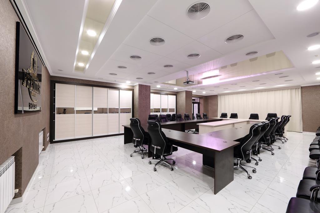 Premier Hotel Bişkek Dış mekan fotoğraf