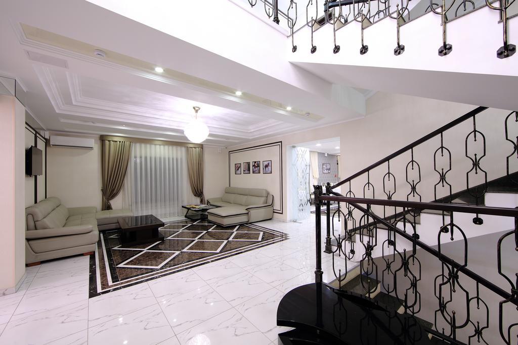 Premier Hotel Bişkek Dış mekan fotoğraf
