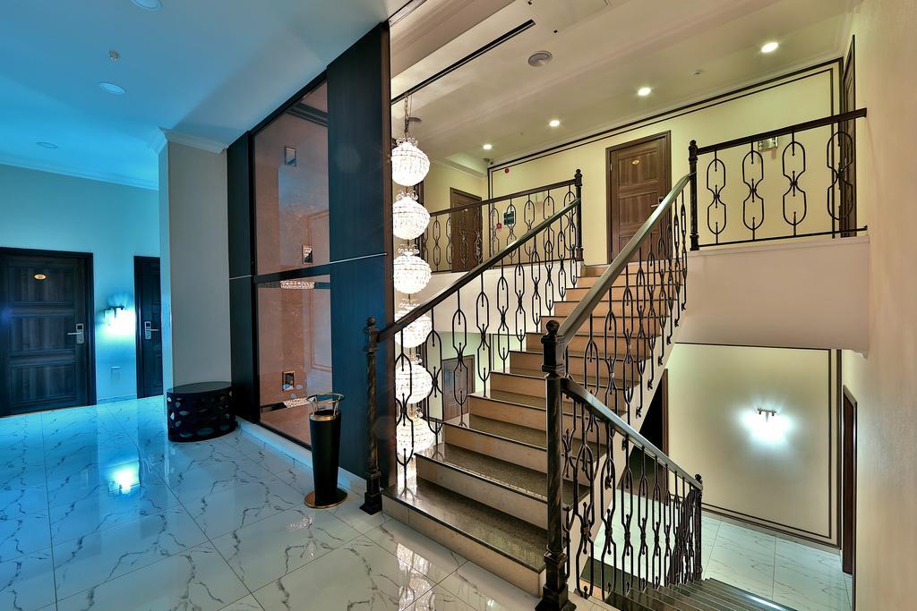 Premier Hotel Bişkek Dış mekan fotoğraf